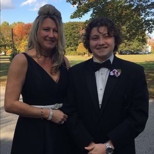 Meet your Posher, Dominic